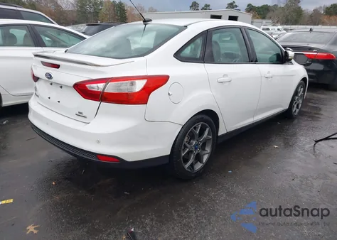 2014 Ford Focus Se z USA, uszkodzony, nr VIN 1FADP3F26EL353393